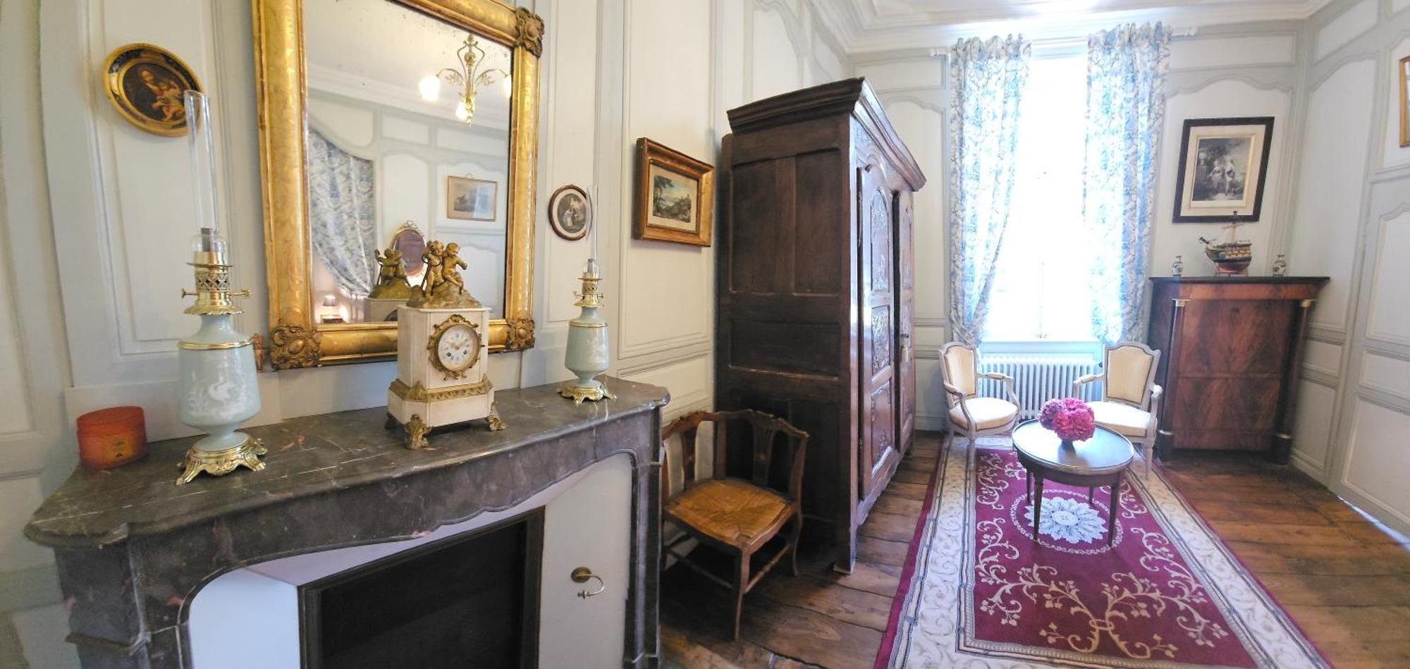 Chateau Du Bois-Riou Quévert Quarto foto